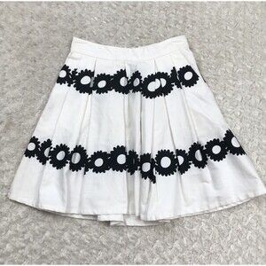 Anthropologie Whit Two Catalina Skirt  Black & White Pleated Flower Print Sz 2p